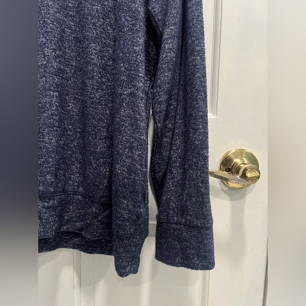 BUFFALO David Bitton Heathered Blue Scoop Neck Sweater SIZE LARGE Pre Loved - Picture 4 of 7